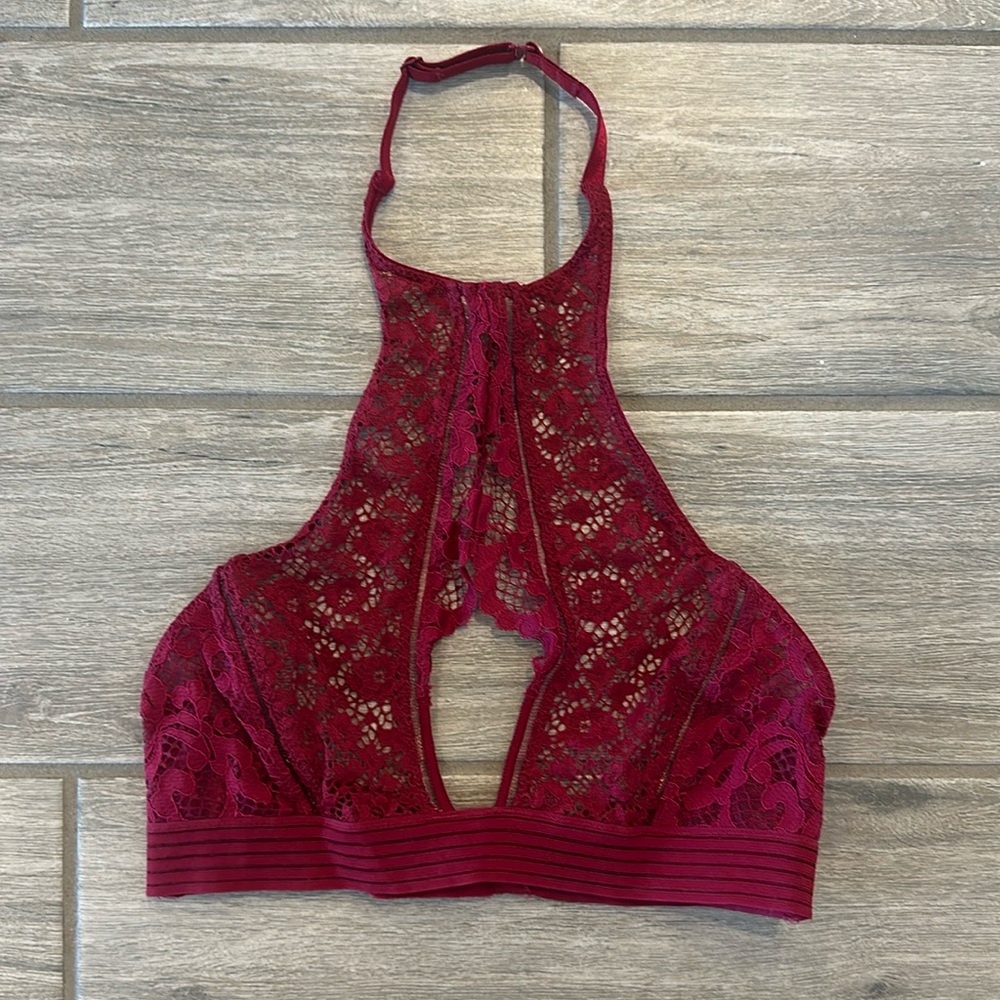 VICTORIA’S SECRET | Red Cut Out Bralette
